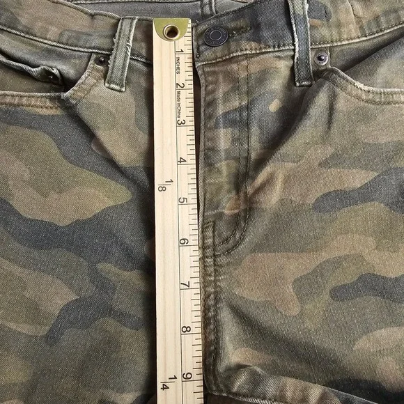 GAP Women's Camo Distressed Best Girlfriend Jeans Size 28 - Picture 11 of 12